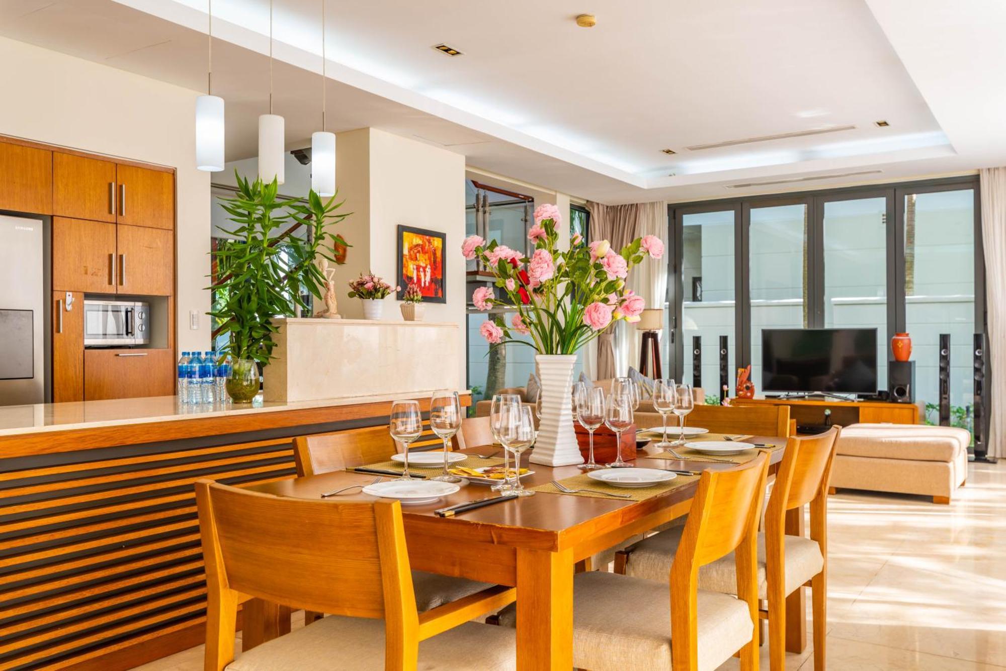 Emblem Sea 3 Bedroom Villas Дананг Екстер'єр фото